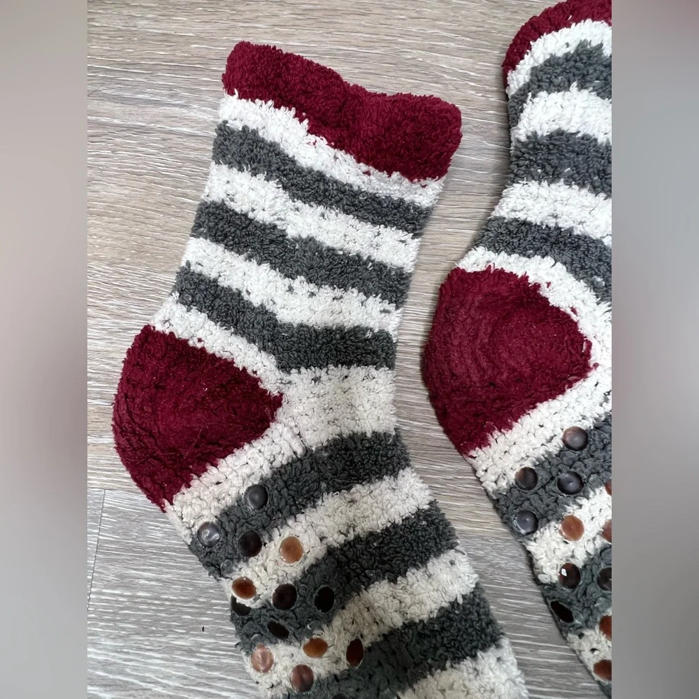 Fuzzy Socks with Gripe Bottom